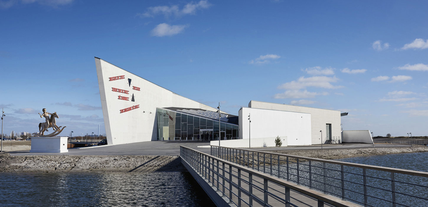 Arken - ca. 30 km fra Køge