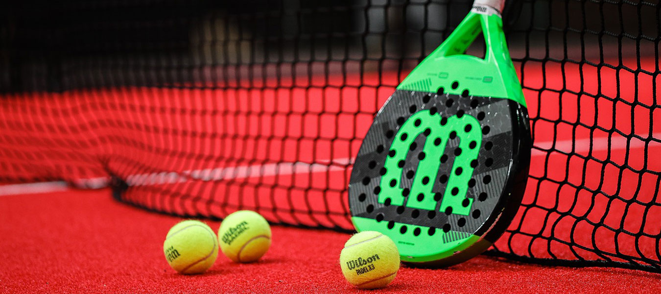 Padel tennis
